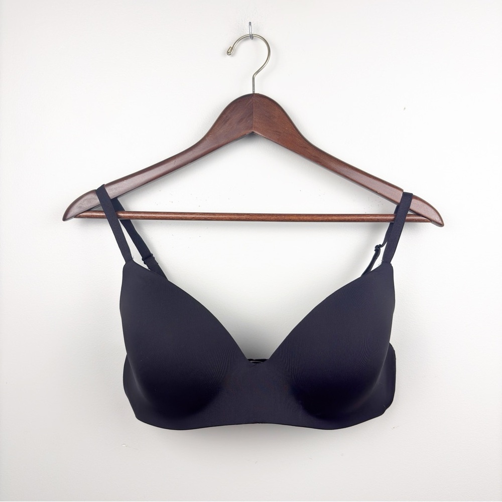 Victoria’s Secret Bra T-Shirt Wireless Black 36D